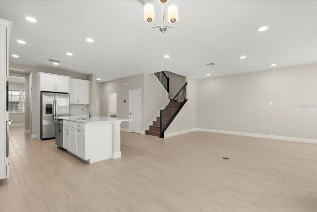 1320 HYDE STREET, St Cloud, FL 34771