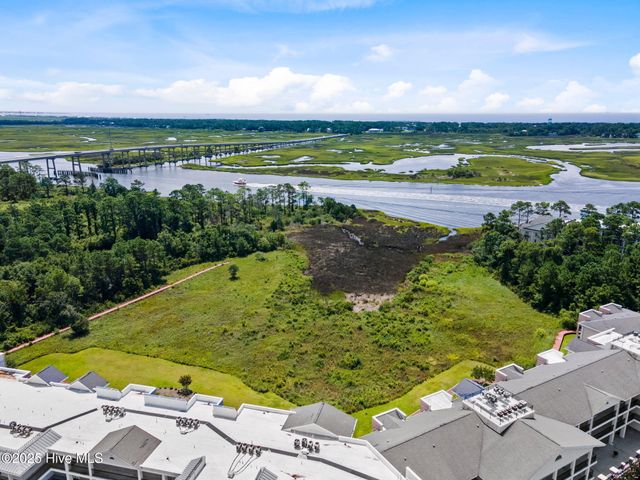2100 Marsh Grove Lane Unit 2404, Southport, NC 28461