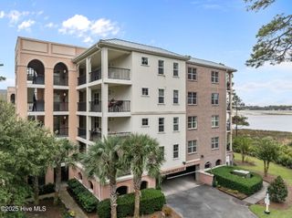 2100 Marsh Grove Lane Unit 2404, Southport, NC 28461
