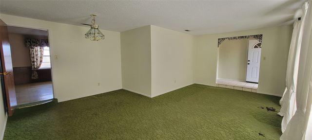 7813 Pebbleford Road, Fort Worth, TX 76134