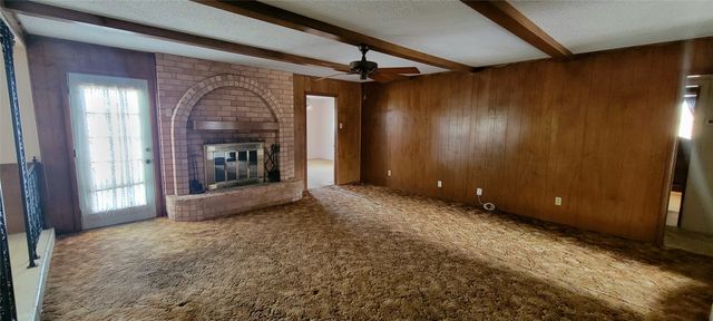 7813 Pebbleford Road, Fort Worth, TX 76134