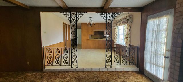 7813 Pebbleford Road, Fort Worth, TX 76134