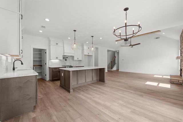 947 Lake Varner Drive, Covington, GA 30014