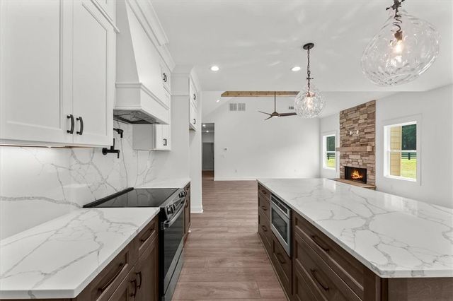 947 Lake Varner Drive, Covington, GA 30014