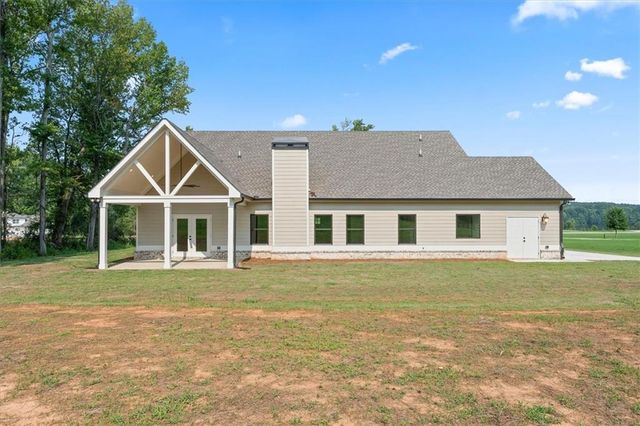 947 Lake Varner Drive, Covington, GA 30014