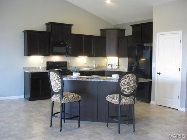 1515 New Brunswick Drive, Waterloo, IL 62298