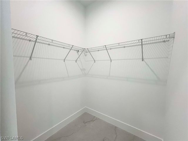 3231 41st AVE NE, Naples, FL 34120