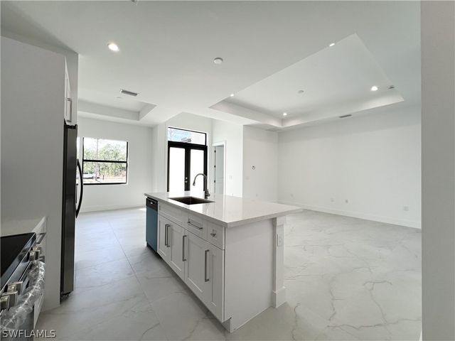 3231 41st AVE NE, Naples, FL 34120