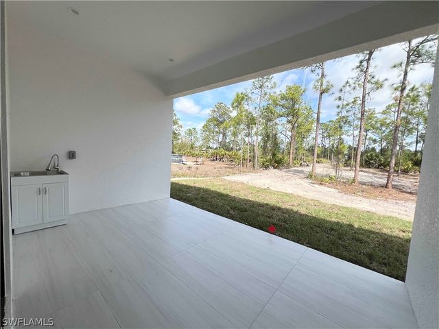 3231 41st AVE NE, Naples, FL 34120