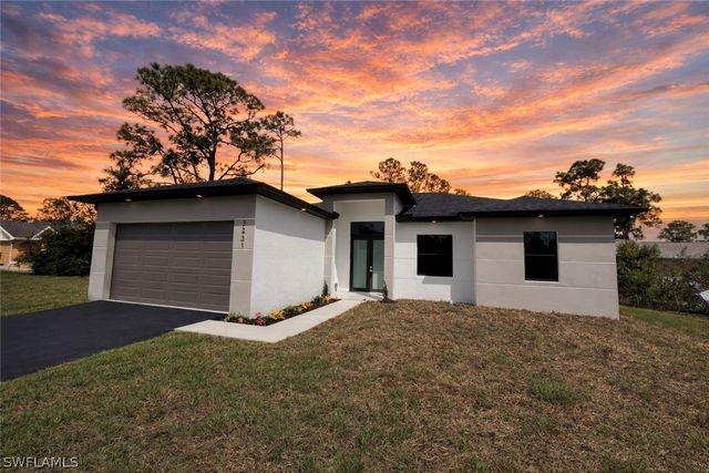 3231 41st AVE NE, Naples, FL 34120