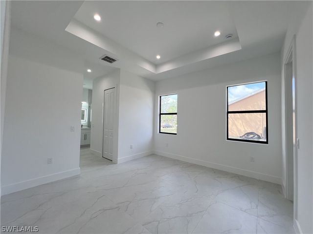 3231 41st AVE NE, Naples, FL 34120