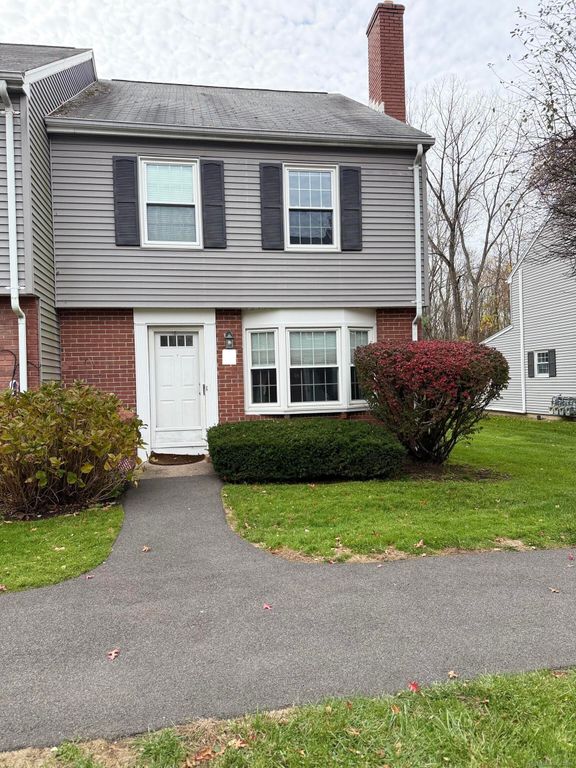 5 Barrington Drive APT D, Wethersfield, CT 06109