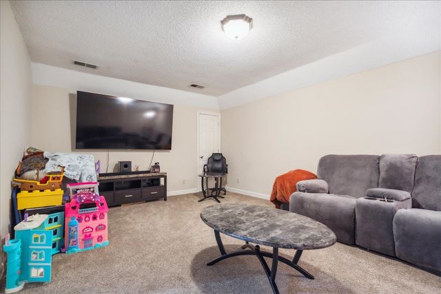 9280 ELLEN DAVIES DR, Bartlett, TN 38133