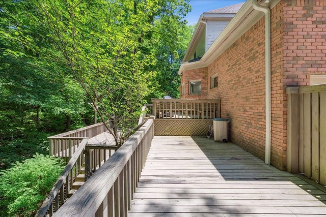 9280 ELLEN DAVIES DR, Bartlett, TN 38133