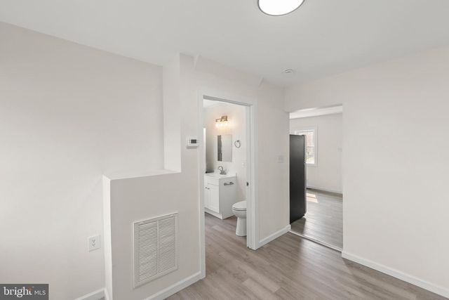 2141 VALLEY AVE, Winchester, VA 22601