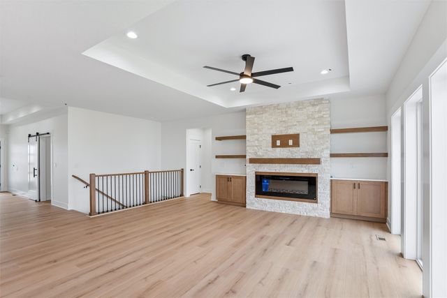 17311 Brookview Drive, Urbandale, IA 50263