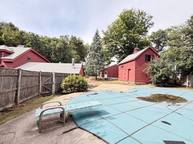 63 Johnson, Boston, MA 02132