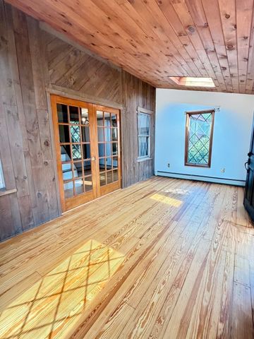 63 Johnson, Boston, MA 02132