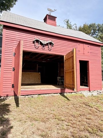 63 Johnson, Boston, MA 02132