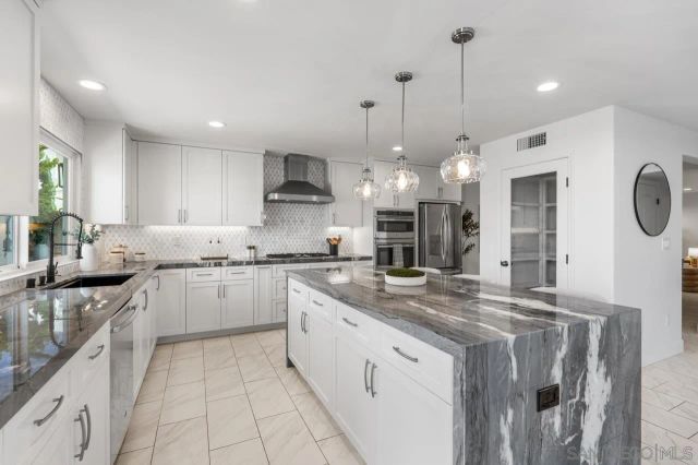 27 Green Turtle, Coronado, CA 92118