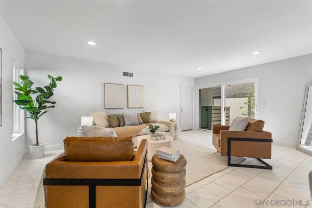 27 Green Turtle, Coronado, CA 92118
