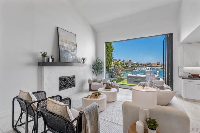 27 Green Turtle, Coronado, CA 92118