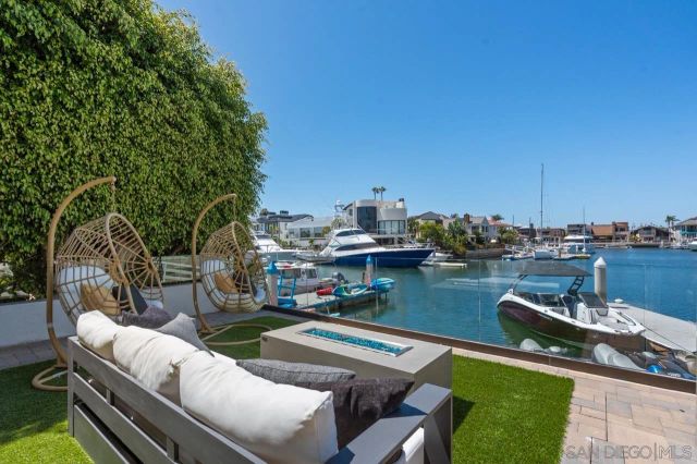 27 Green Turtle, Coronado, CA 92118