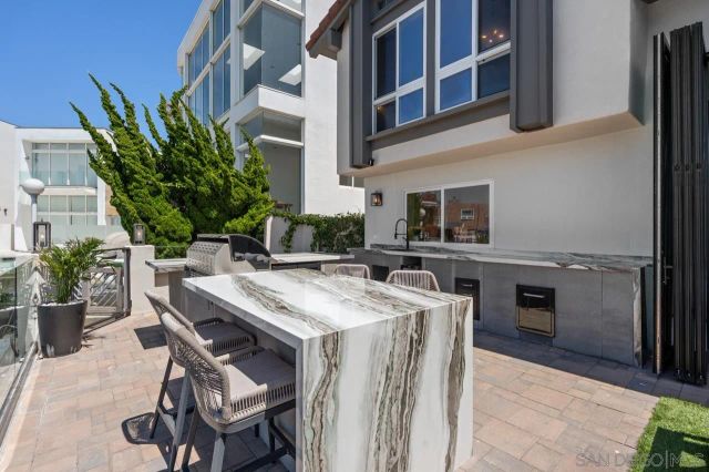 27 Green Turtle, Coronado, CA 92118