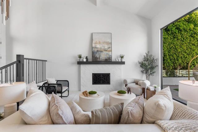 27 Green Turtle, Coronado, CA 92118