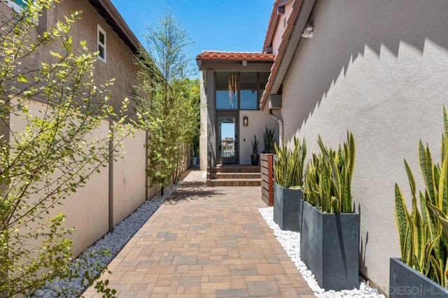 27 Green Turtle, Coronado, CA 92118