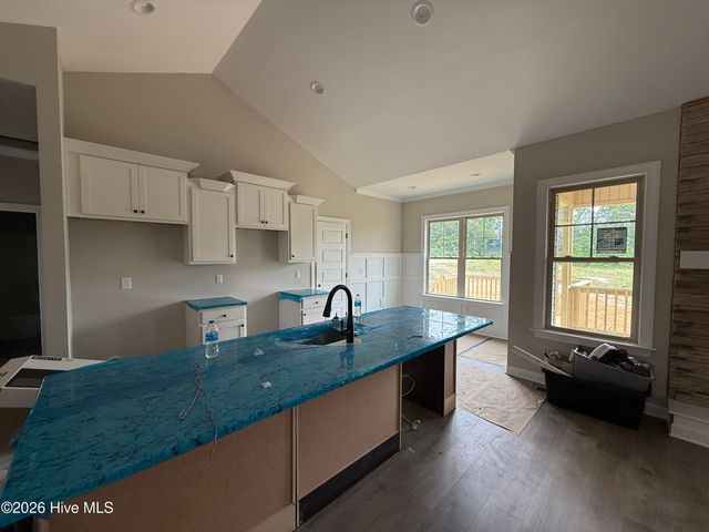 193 Royal Avenue, Selma, NC 27576