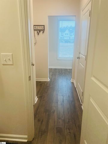 202 Ashborne Lane, Simpsonville, SC 29681