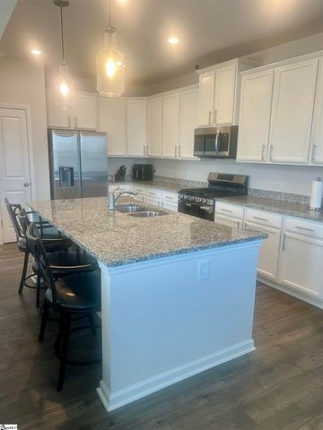202 Ashborne Lane, Simpsonville, SC 29681