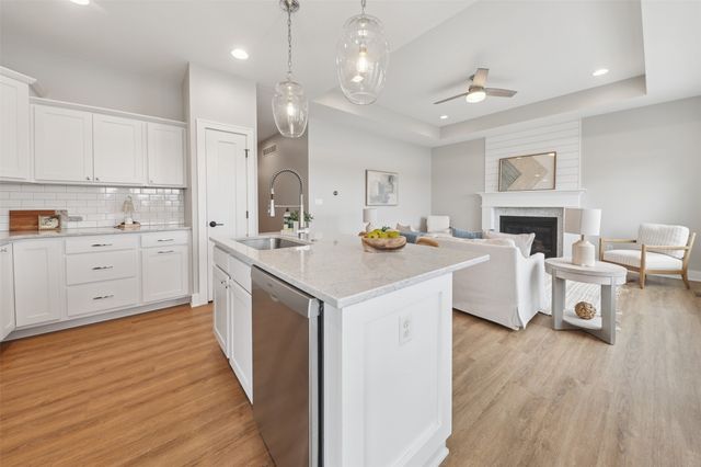 618 35th SW Street SW, Altoona, IA 50009