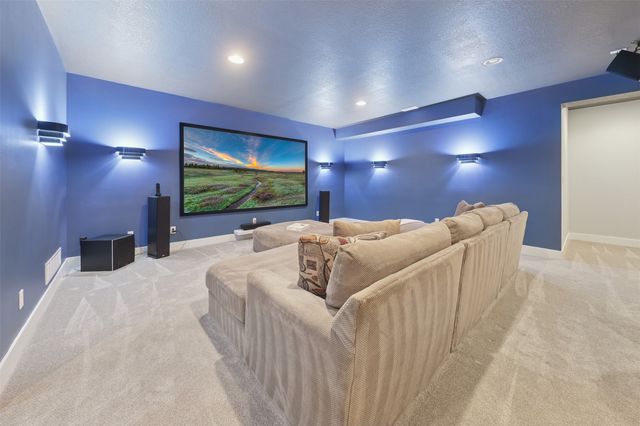 618 35th SW Street SW, Altoona, IA 50009