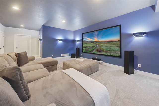 618 35th SW Street SW, Altoona, IA 50009