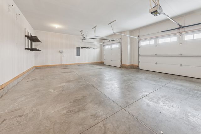 618 35th SW Street SW, Altoona, IA 50009