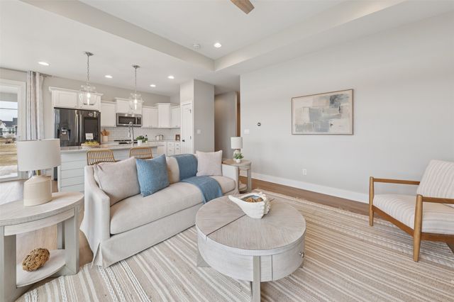 618 35th SW Street SW, Altoona, IA 50009