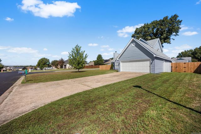 7016 Northlake Drive, Jacksonville, AR 72076