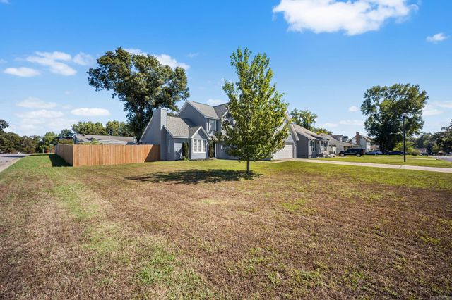 7016 Northlake Drive, Jacksonville, AR 72076