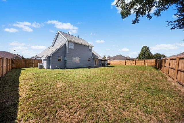 7016 Northlake Drive, Jacksonville, AR 72076