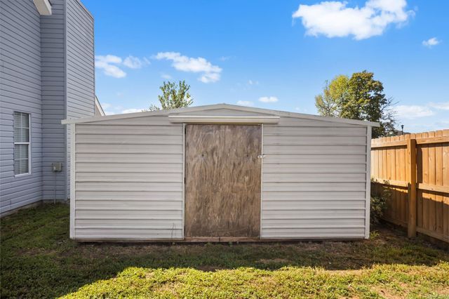 7016 Northlake Drive, Jacksonville, AR 72076