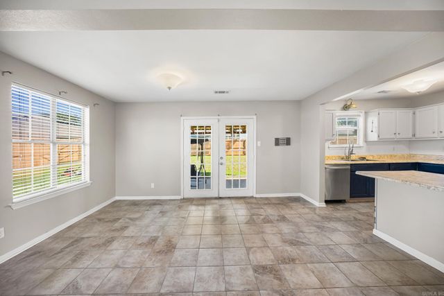7016 Northlake Drive, Jacksonville, AR 72076
