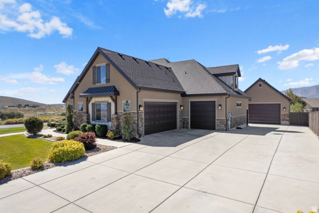9031 N CASSIE DR, Eagle Mountain, UT 84005 — photo 3