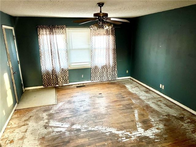 242 S Raum Street, Lawson, MO 64062