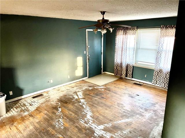 242 S Raum Street, Lawson, MO 64062