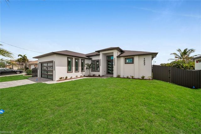 1237 NW 37th AVE, Cape Coral, FL 33993