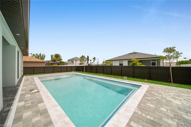 1237 NW 37th AVE, Cape Coral, FL 33993