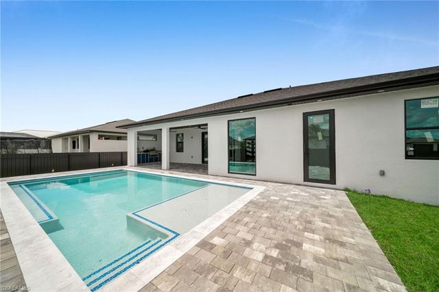 1237 NW 37th AVE, Cape Coral, FL 33993