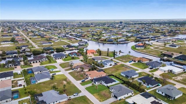 1237 NW 37th AVE, Cape Coral, FL 33993
